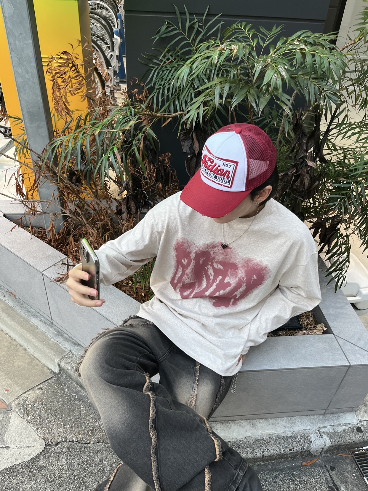 一枚で様になるlongtee🎧🤍