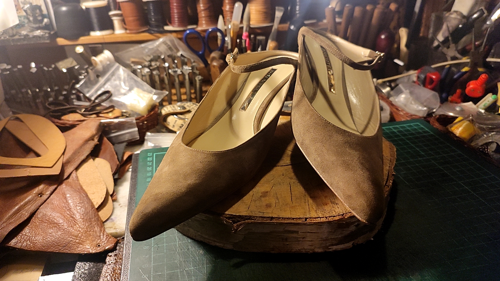 BRENTELLA・Original・Strap Mule