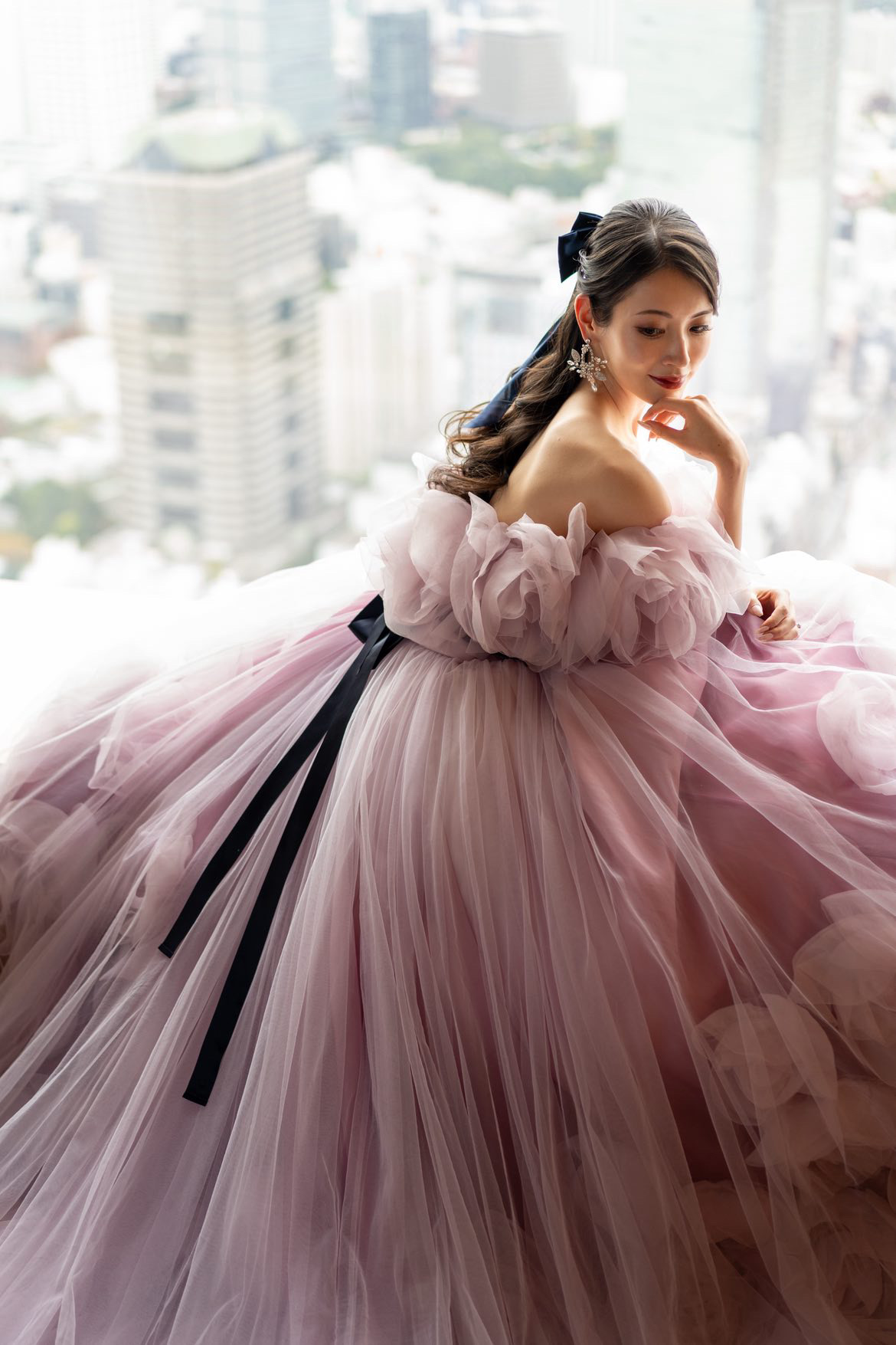 【お客様写真のご紹介】rina様 スワロフスキー小枝イヤリング/リッツカールトン東京