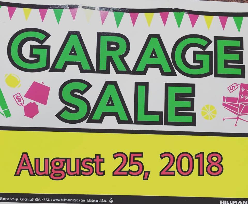 本日は店舗外ではガレージセールの特別価格商品が色々！！