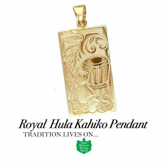 Royal Hula Kahiko Pendant  ロイヤル ハワイアン ヘリテイジ ジュエリー