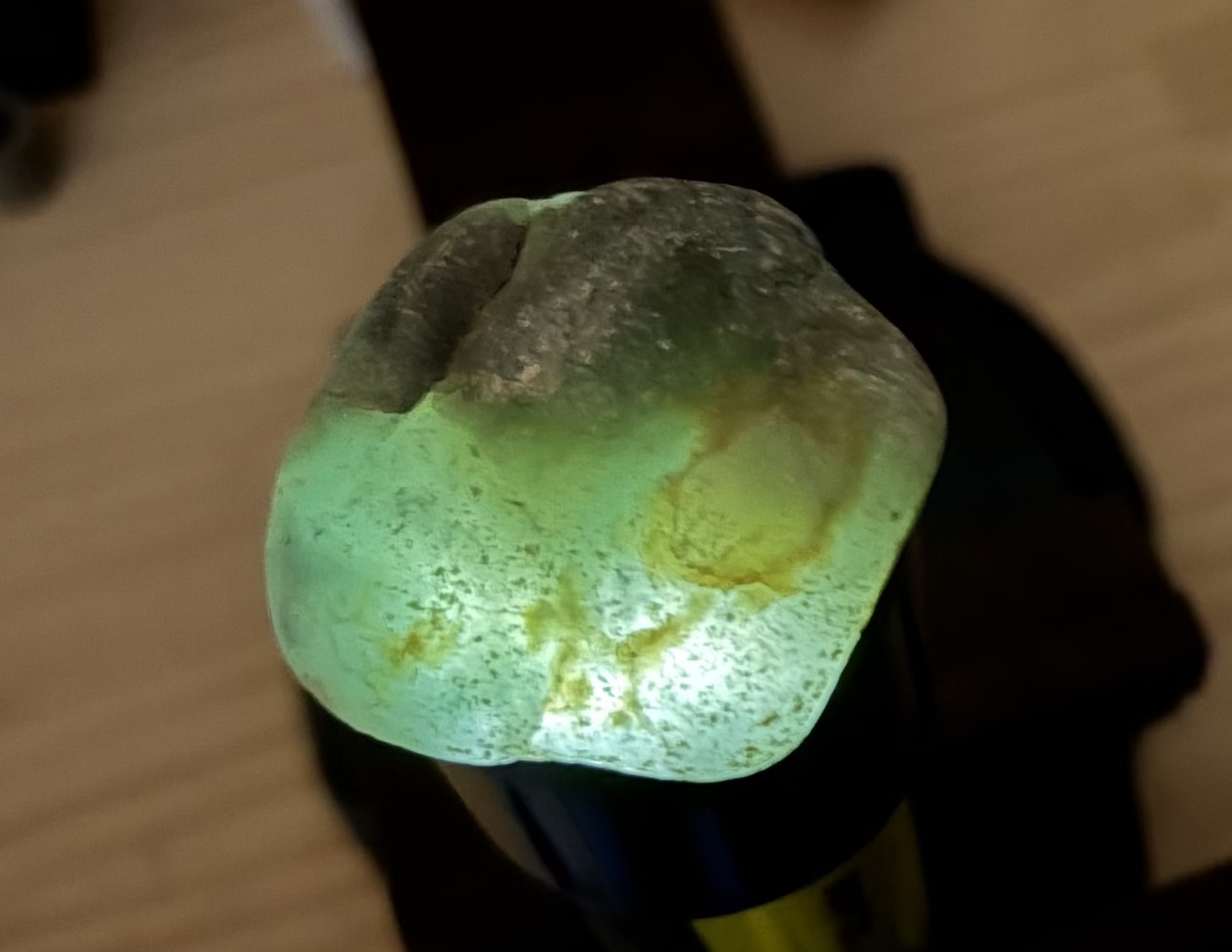 蛇紋岩