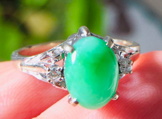 **✨新着!K14翡翠とダイヤモンドで輝く、エレガントなリングが入荷しました!💍**