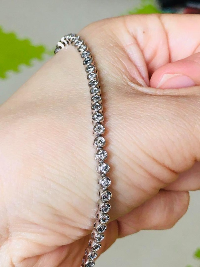 輝きの極致 ✨、Pt850プラチナダイヤモンドテニスブレスレットの魅力 💎