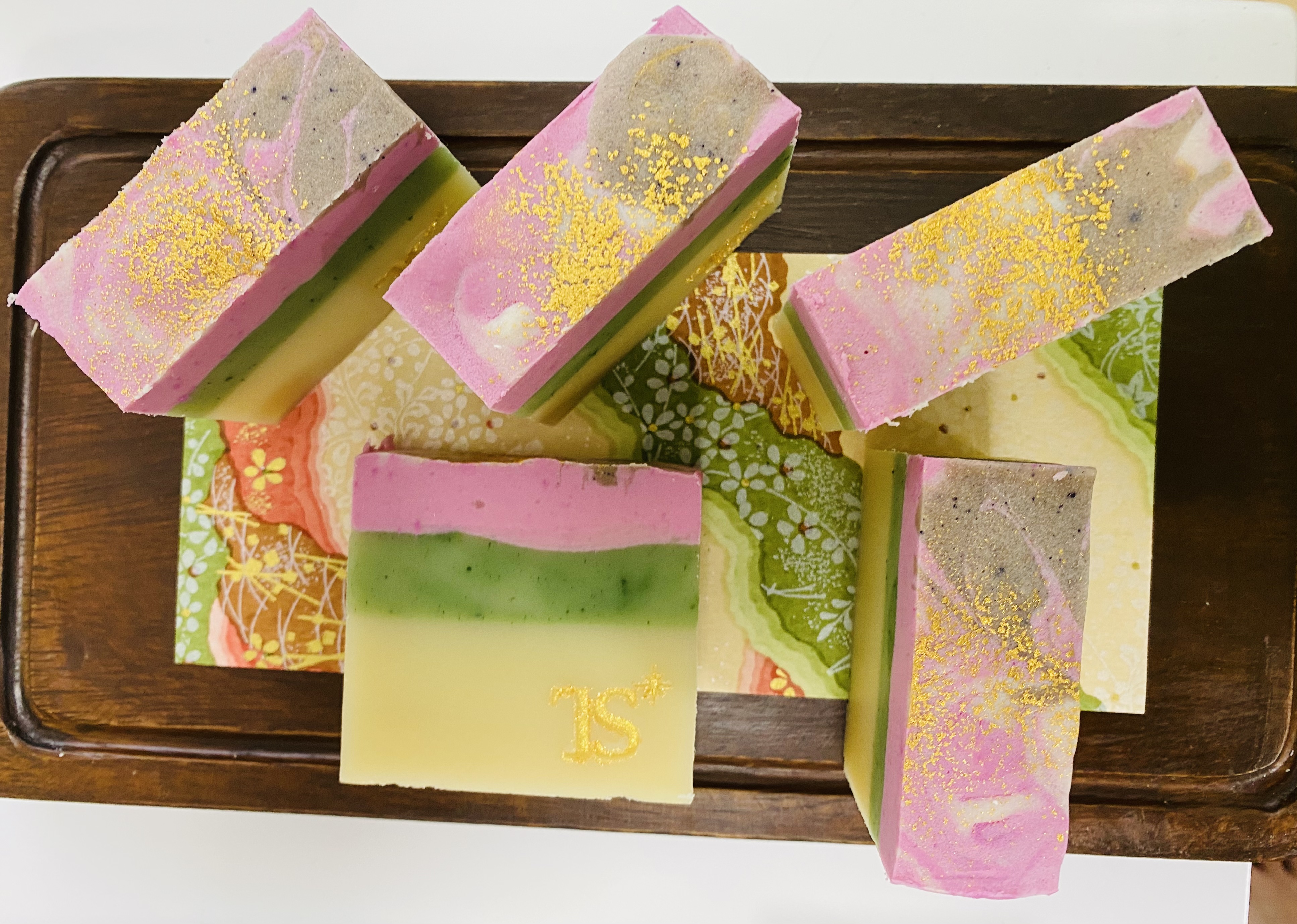 デザインコンテスト応募しました〜ᕦ(ò_óˇ)ᕤ