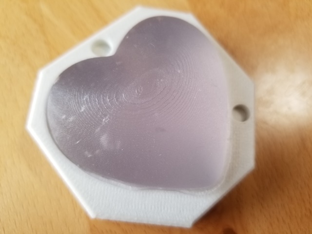 圧縮成形に初成功！