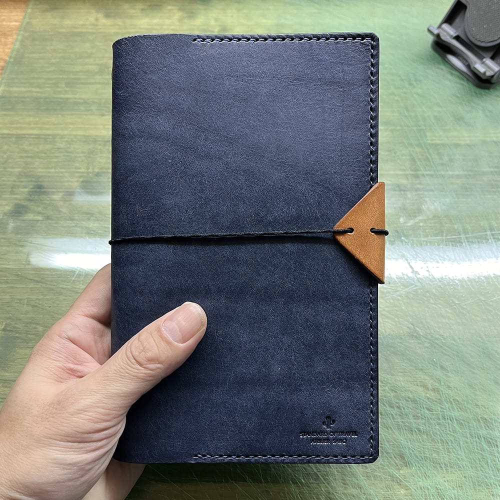使いたい手帳に合わせて、ノートカバーを作る。