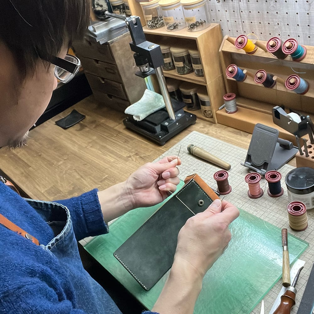 LINEでやっている「革の悩み相談室」の話。