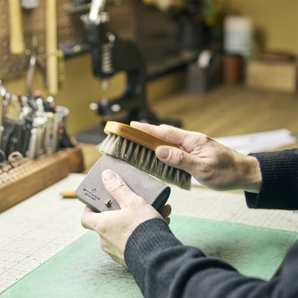 憧れのブランドを真似した瞬間に、同じ土俵に立ってしまう。