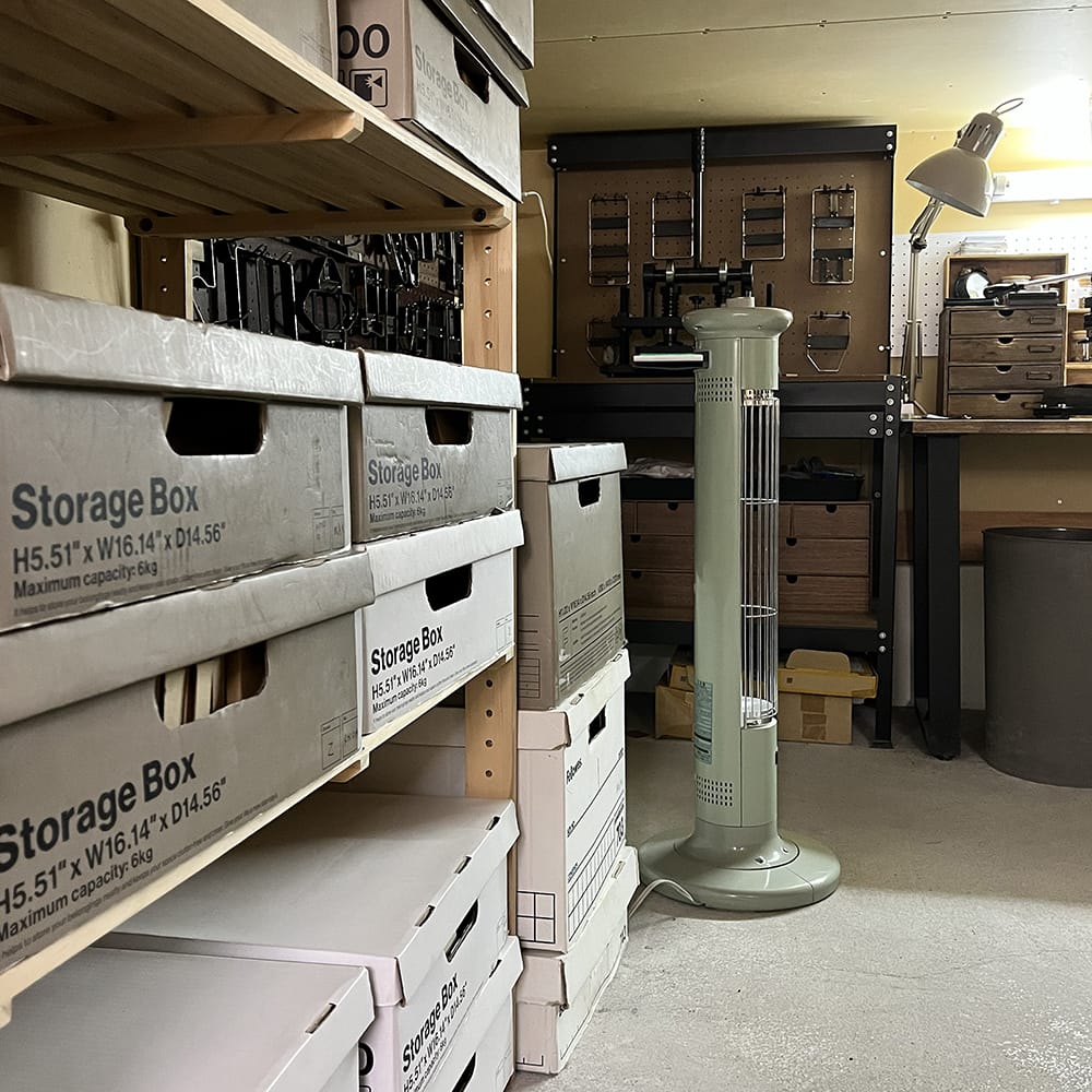 天井140センチの圧迫感ある工房。