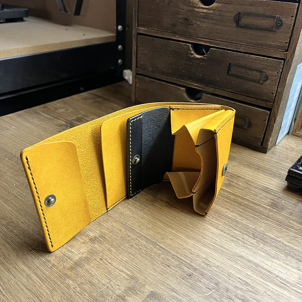 作るのは財布、でも届けたいのは物語。