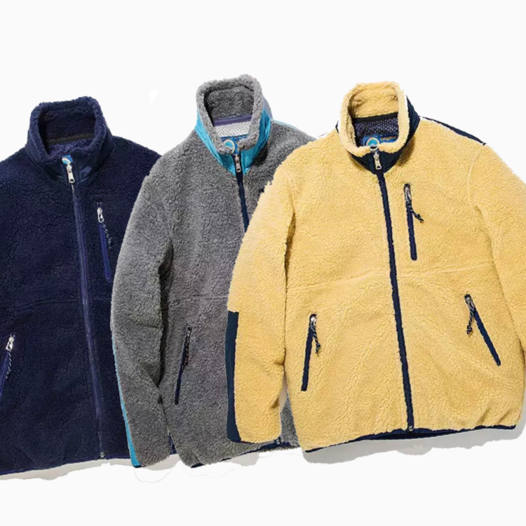 暖かい毛足のパイル生地を使用した、フリースジャケット。肌寒くなるこれからの季節に!