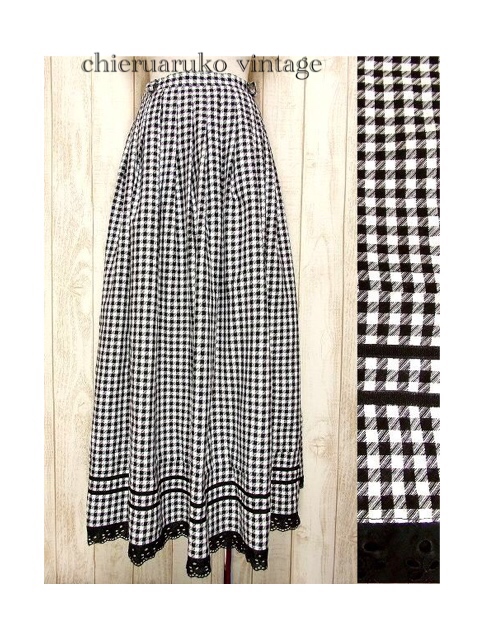 チロルスカート チェック柄 vintage skirt入荷しました