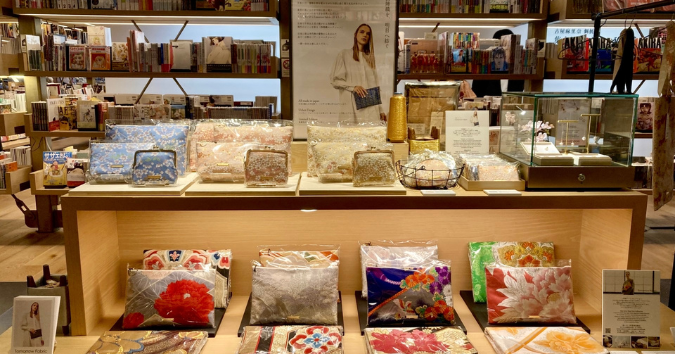 【銀座蔦屋書店】8/31まで拡大展開中✨