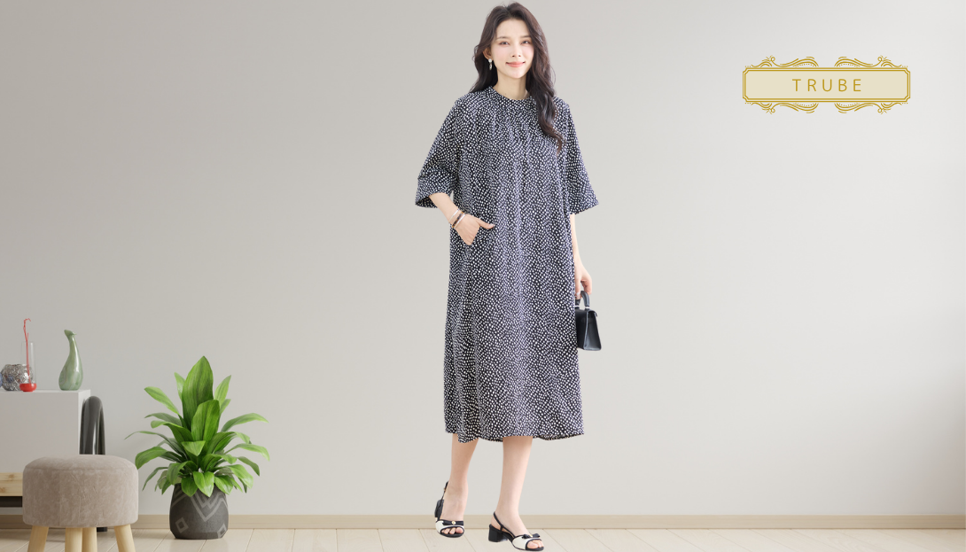 TRUBE【2025新作】【L〜LL】変形ドットバックボタンワンピース