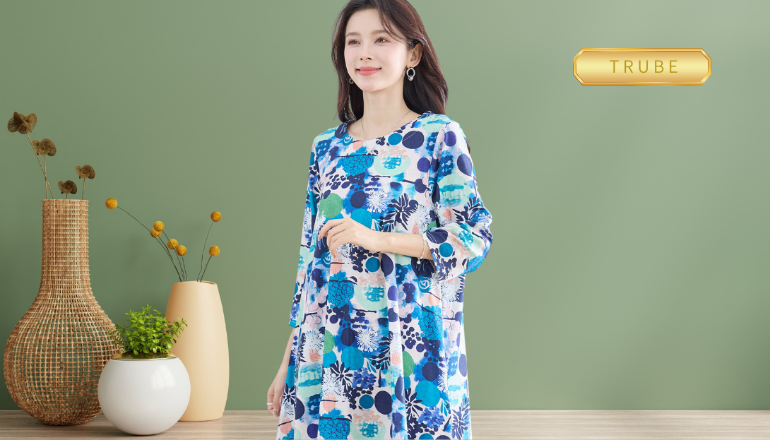 TRUBE【2025新作】【M〜L】水彩タッチアート柄チュニック