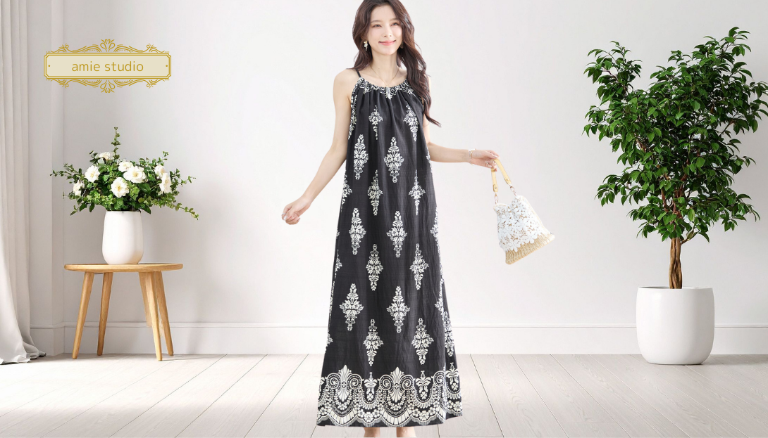 amie studio【2025新作】【M〜L】リゾートモチーフプリントギャザーマキシワンピース