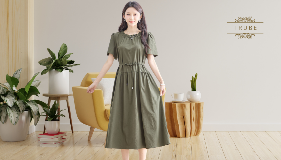 TRUBE【2025新作】【M〜L】ギャザーネックウエストリボンワンピース