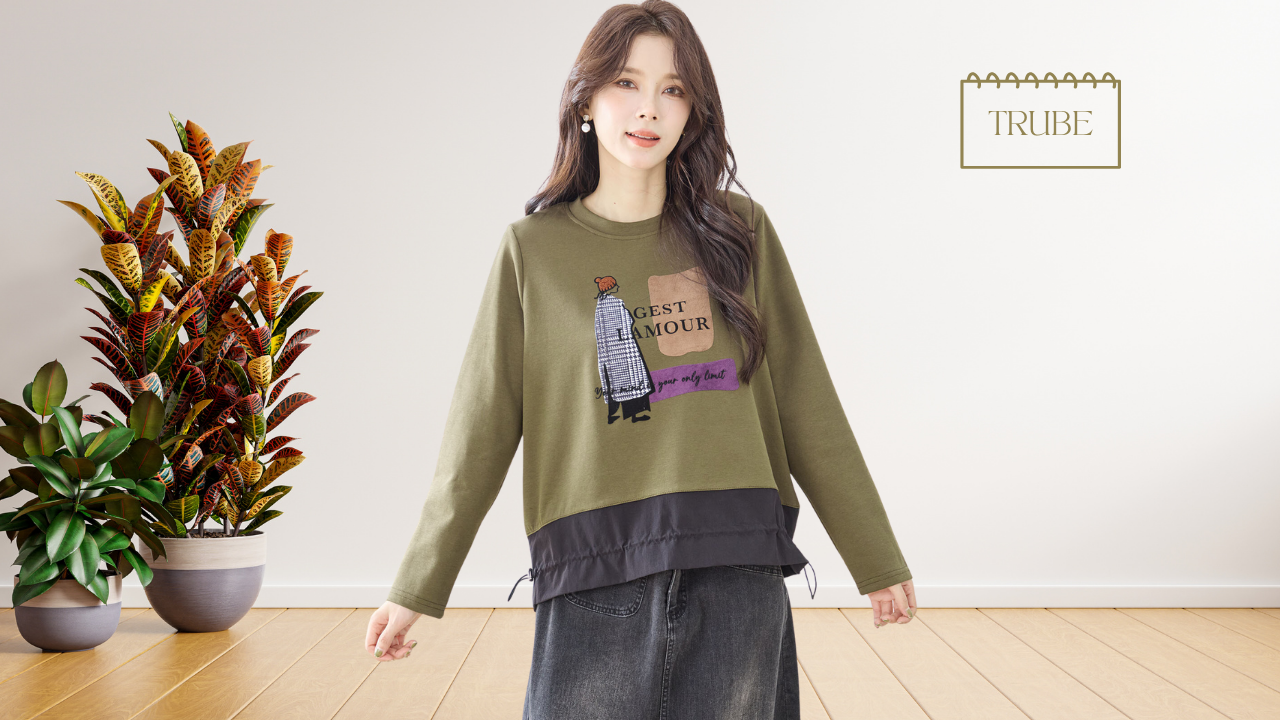 TRUBE【2025新作】【M〜L】レイヤードデザインガールプリントトップス カーキ