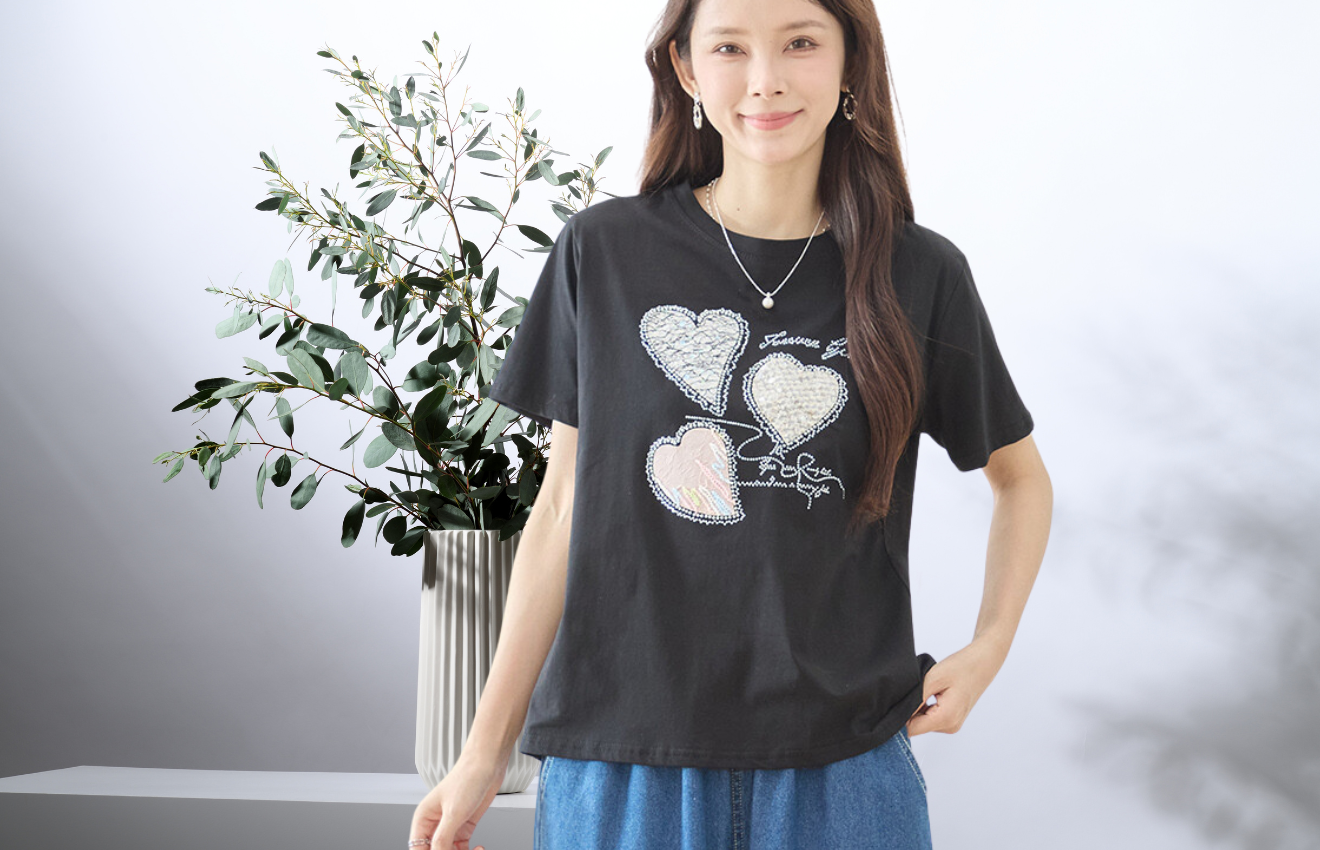 TRUBE レースハートラインストーンスパンコールデコTシャツ【M~L】ブラック