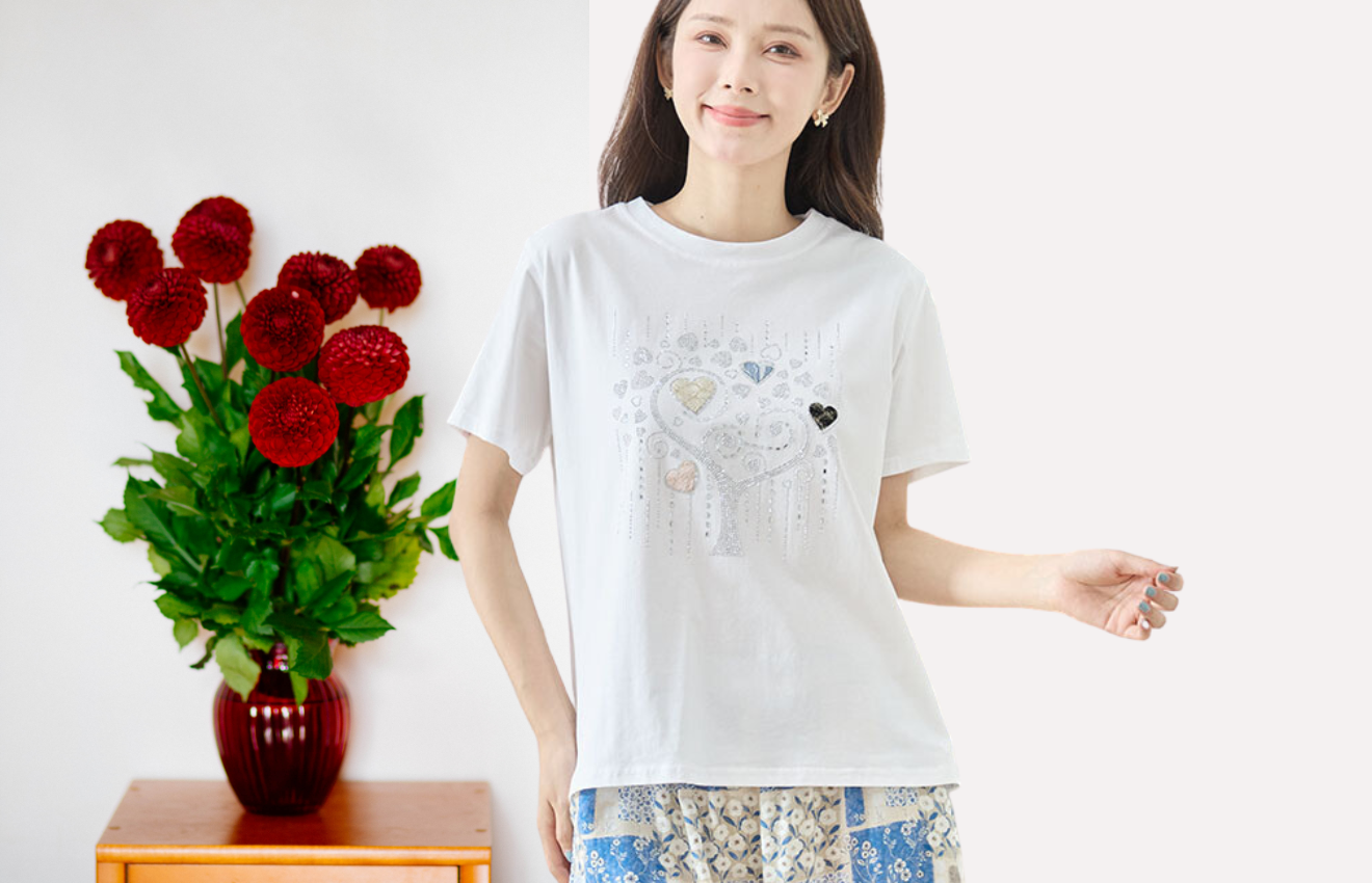 TRUBE ラインストーンハートモチーフ半袖Tシャツ【M~L】ホワイト