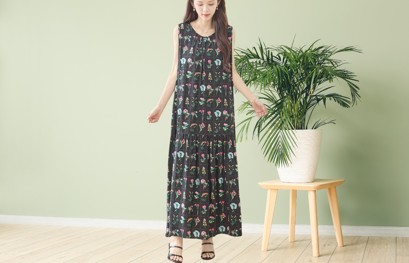 TRUBE 植物標本柄ノースリーブドロップウエストマキシワンピース【M~L】ブラック
