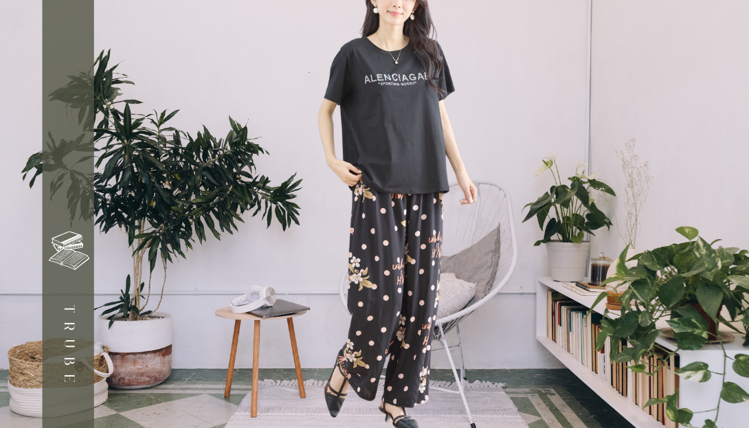 TRUBE【2025新作】【M〜L】ドット&フラワープリントリラックスワイドパンツ