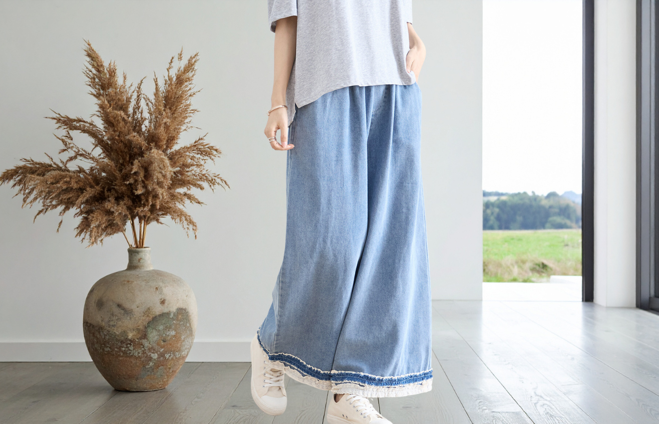 TRUBE 裾レース切替デニムライクガウチョパンツ (M~L) ブルー