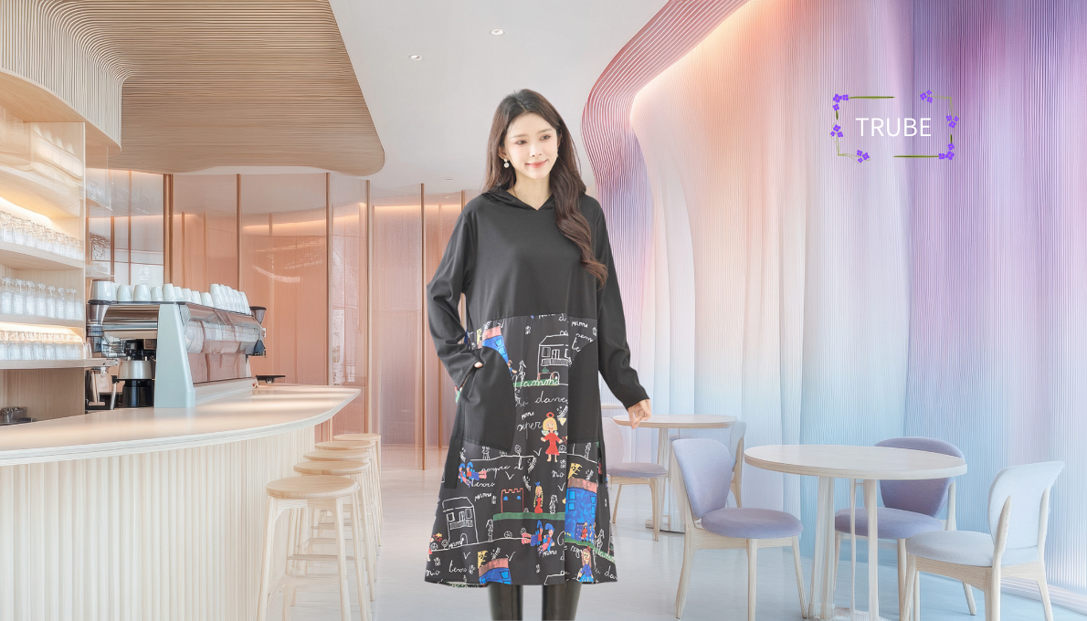 ワンピース イラストプリント フーディーワンピース【M~L】 ブラック 春秋冬 TRUBE