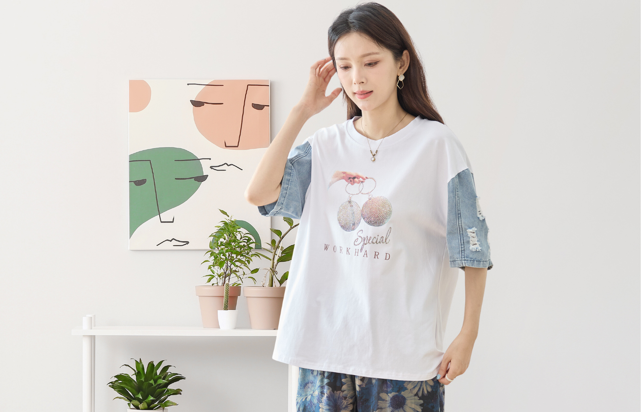 TRUBE スパンコールデコプリントデニム袖Tシャツ【M~L】ホワイト