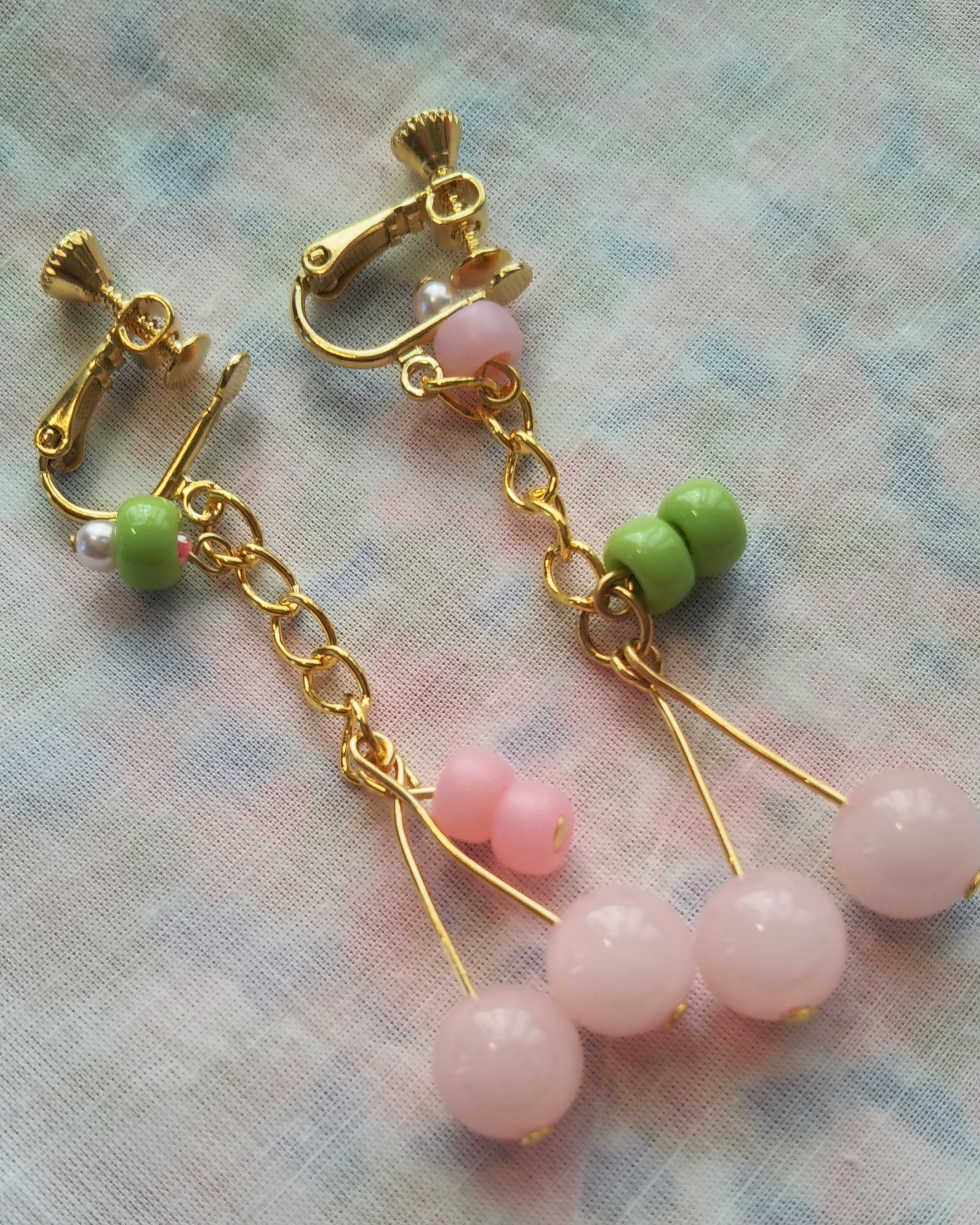 春らしいアクセサリー