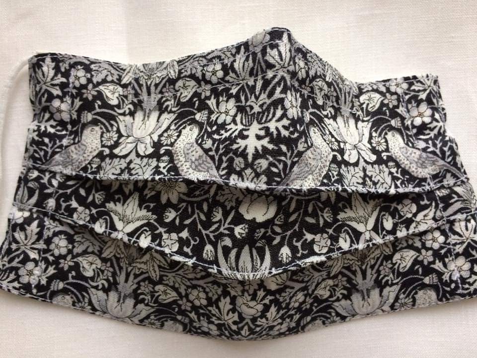 マスクのケアや素材について