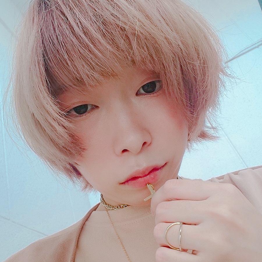明るくも暗くもない話