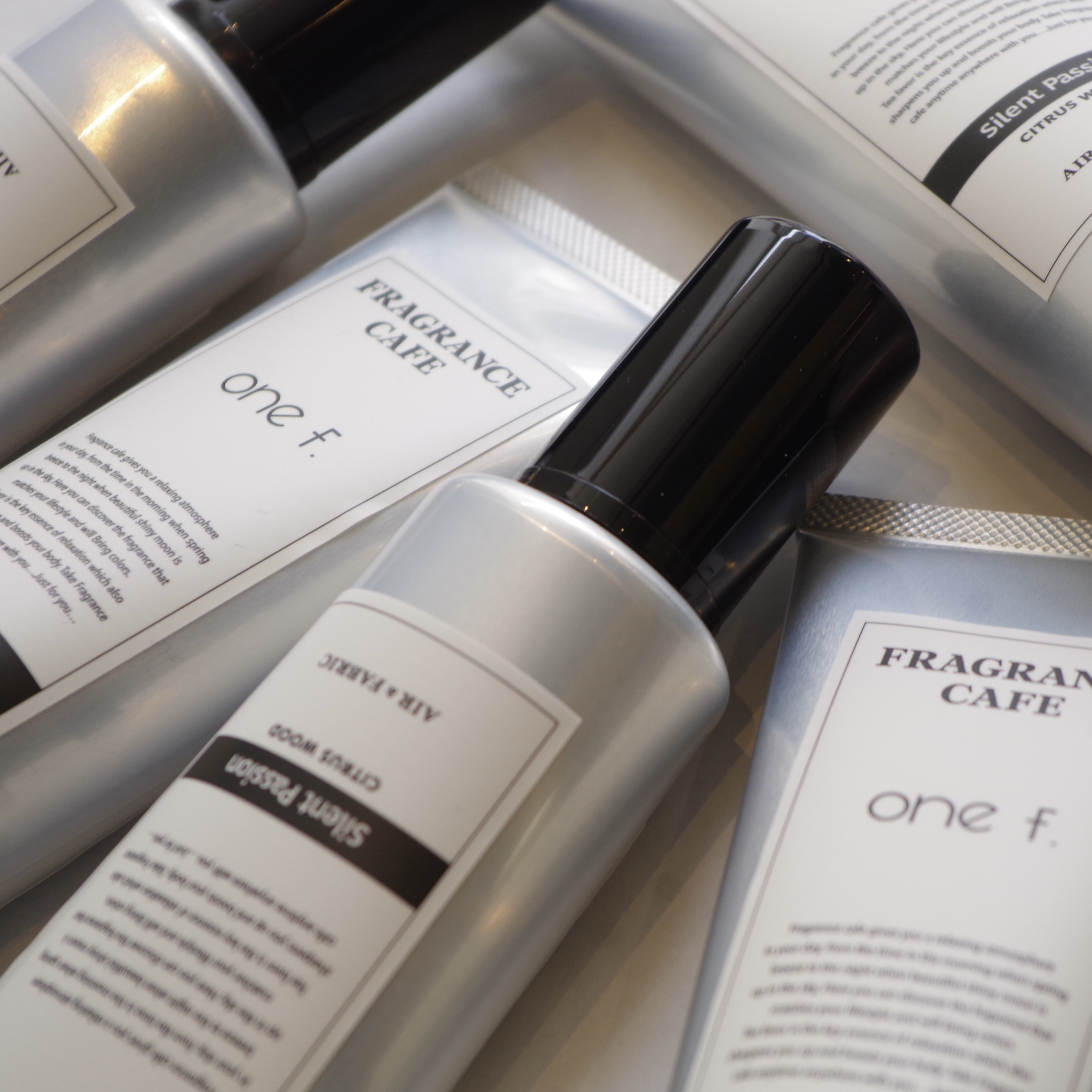 FRAGRANCE CAFE × one f.  for Air & Fabric