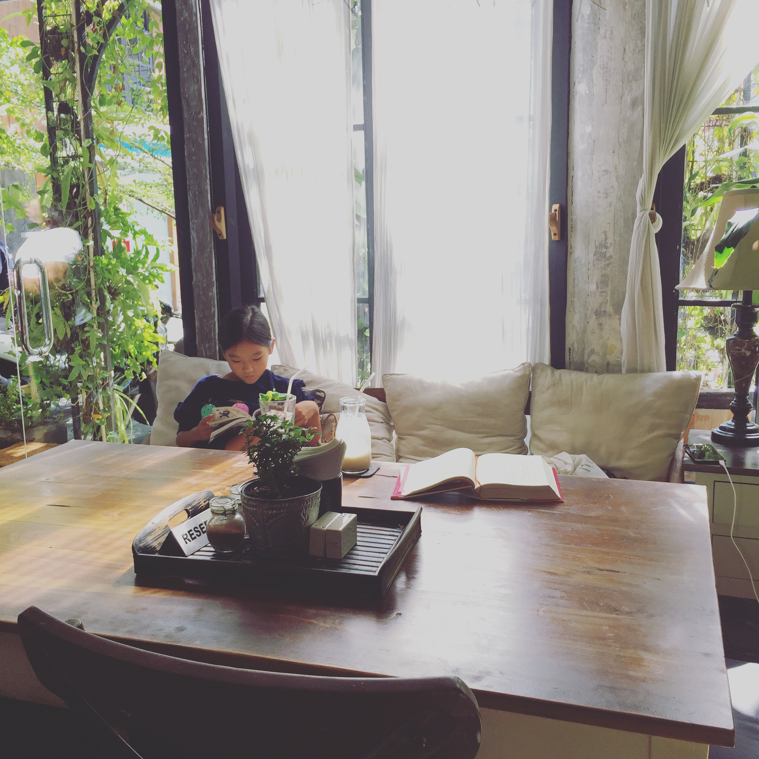 Tea break w my daughter 