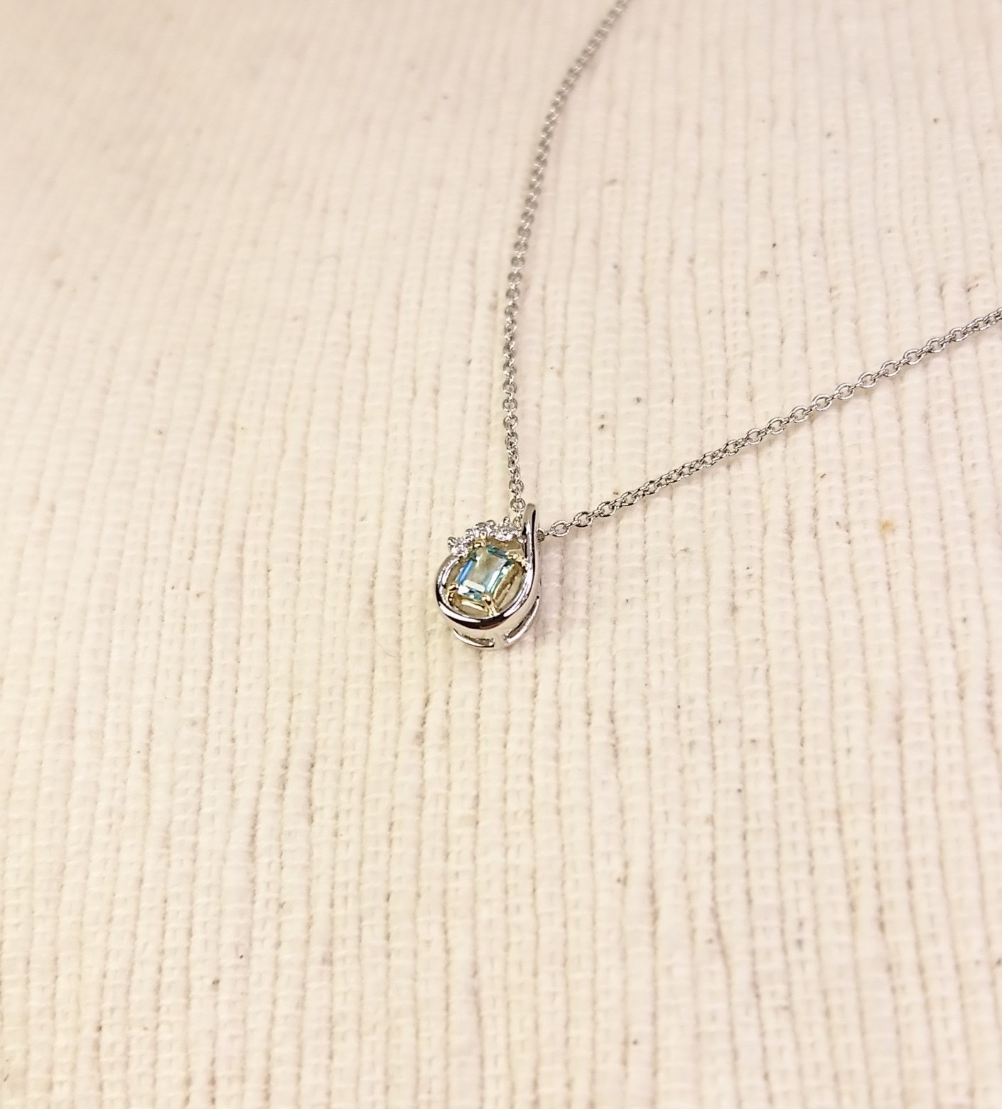 コンビペンダント