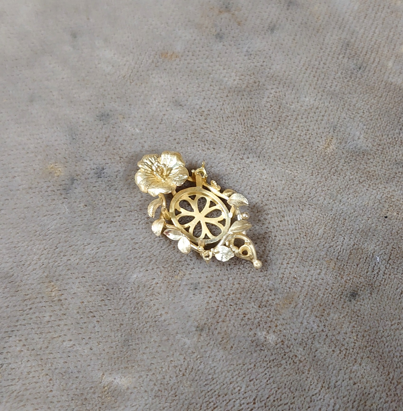 前回のつづき、トルコ石ペンダント