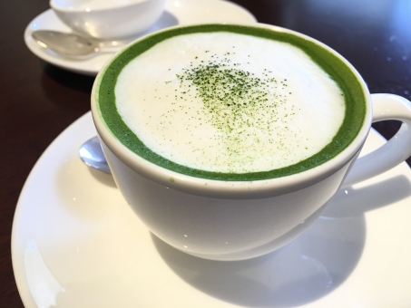 抹茶ラテ、試作中～
