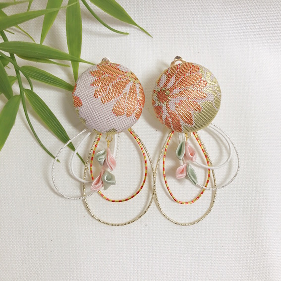 新春アクセサリー⭐︎和の魅力が詰まった揺れるイヤリング