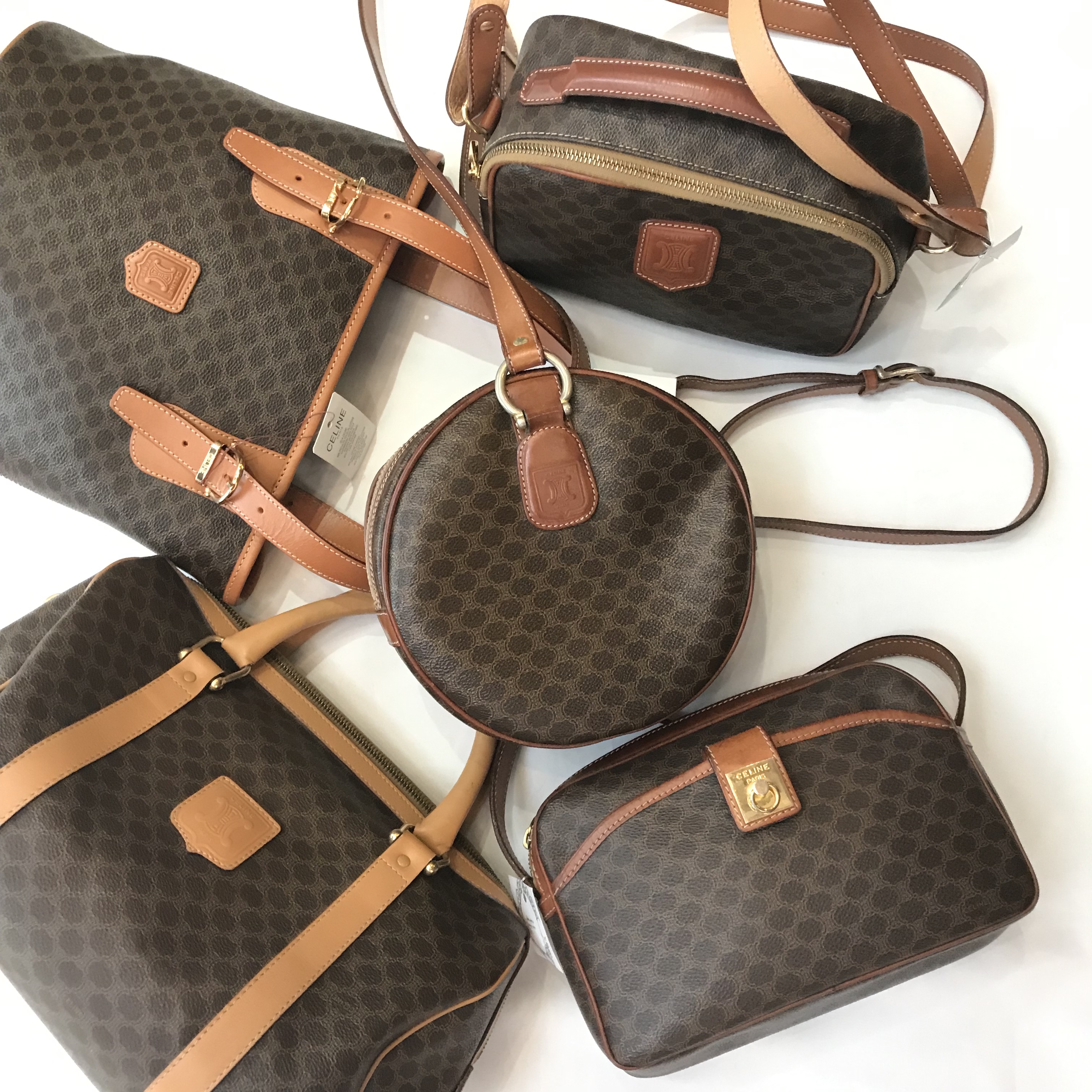 OLD  CELINE クラシカルな雰囲気で大人気です