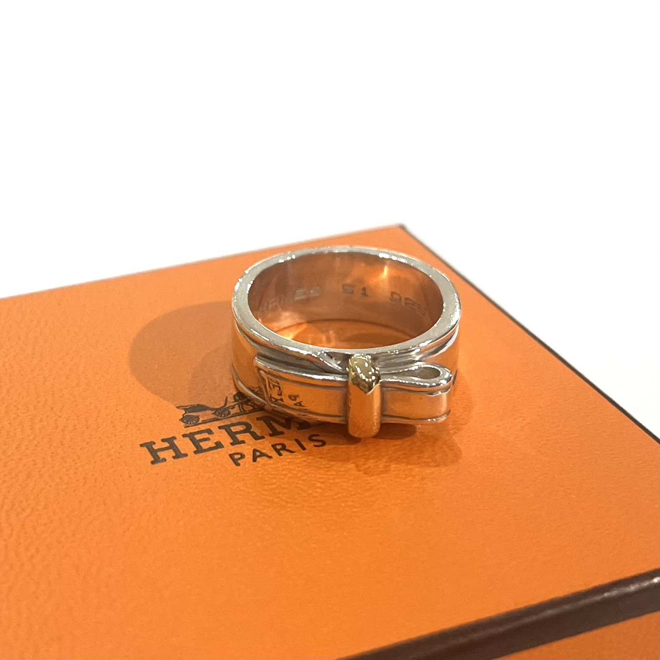 HERMES ヴィンテージリング｜時を超えて愛されるエレガンス