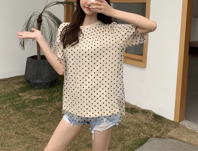 大人が着るポルカドット♡