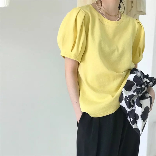 大人気のパフスリーブTOPS