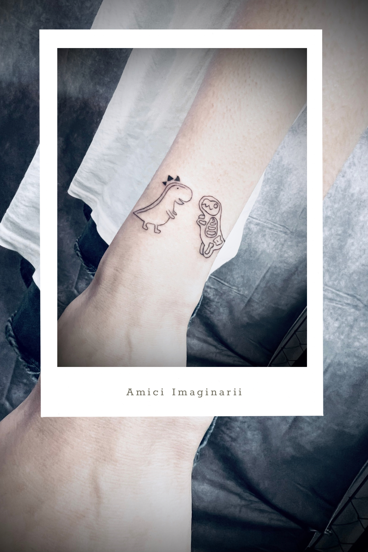 🌑 Petita Sancta No.42 ── 二人でいたいだけのきょうりゅうさんミニマムタトゥー