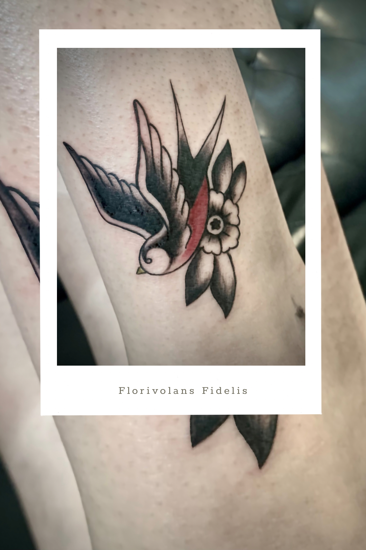 🌑 Petita Sancta No.14 ─ 忠実に花を運ぶ者・横浜の風を運ぶスモールタトゥー