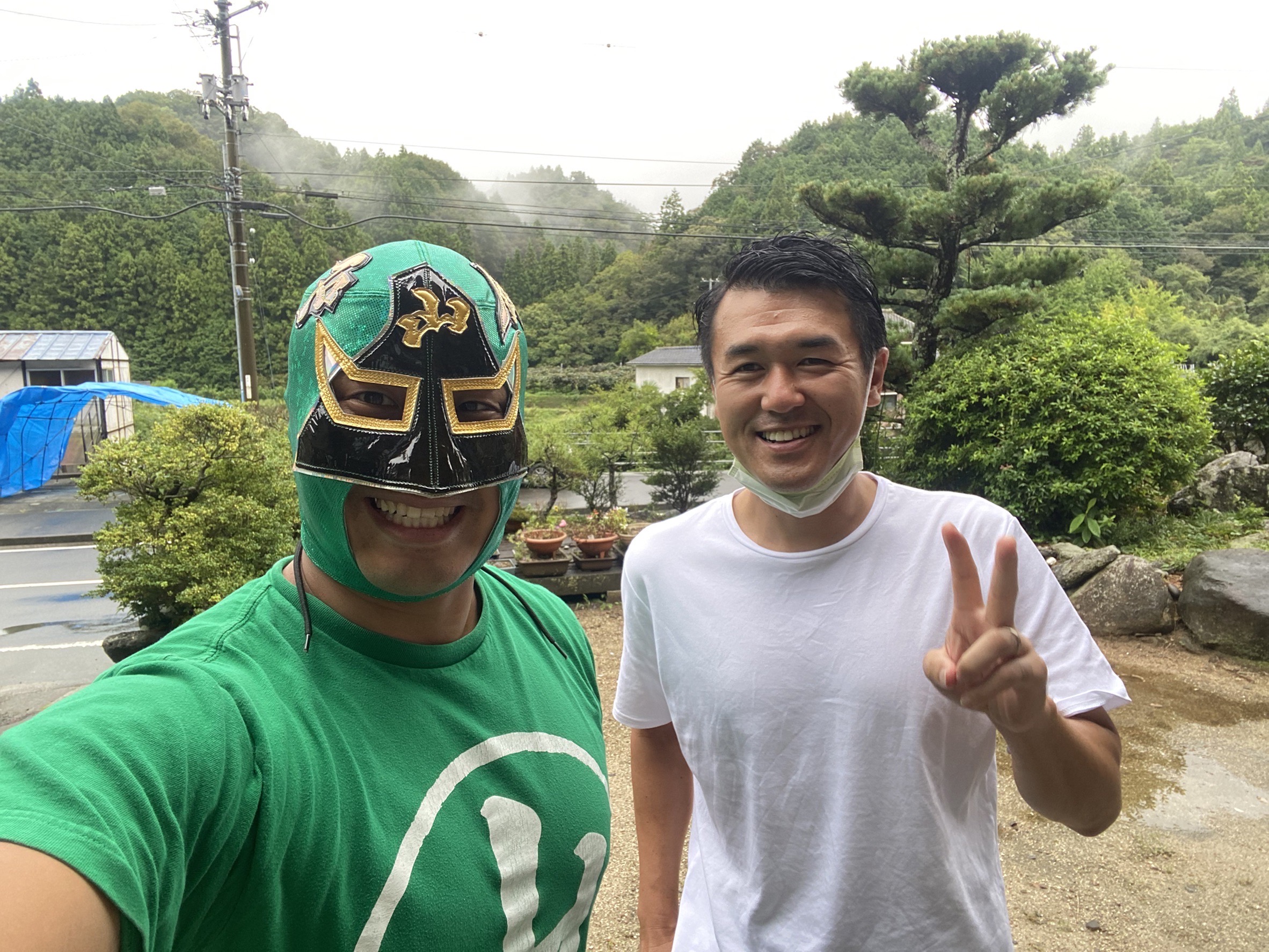 デビューはしません😎