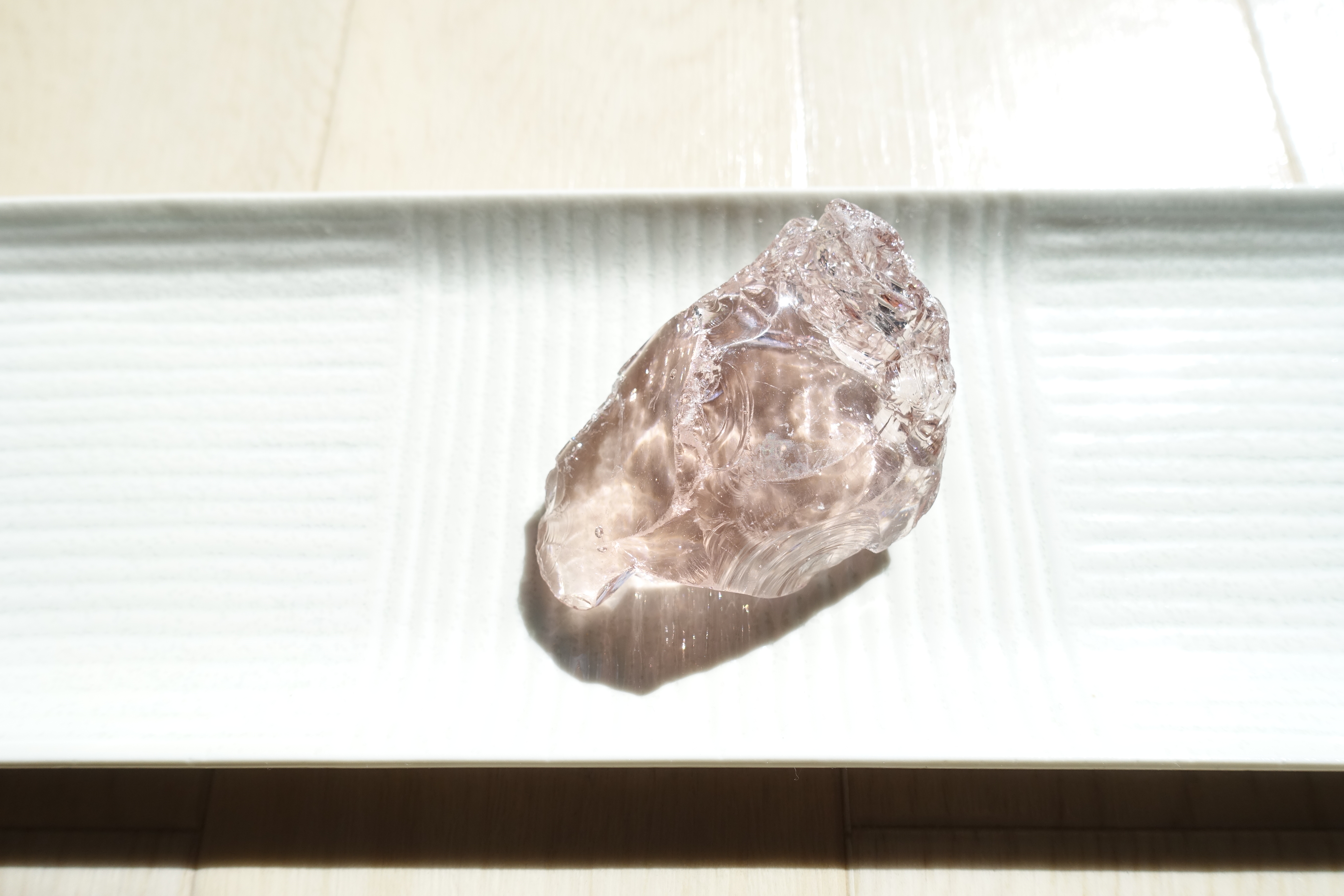 虹と共に～シャンデリアのようなデザートローズ