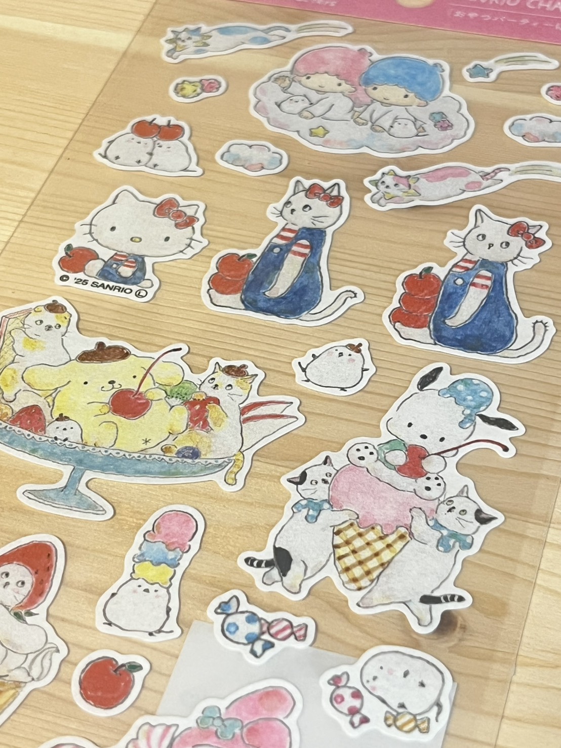 ＊トコロコムギ×サンリオ　コラボグッズ入荷＊