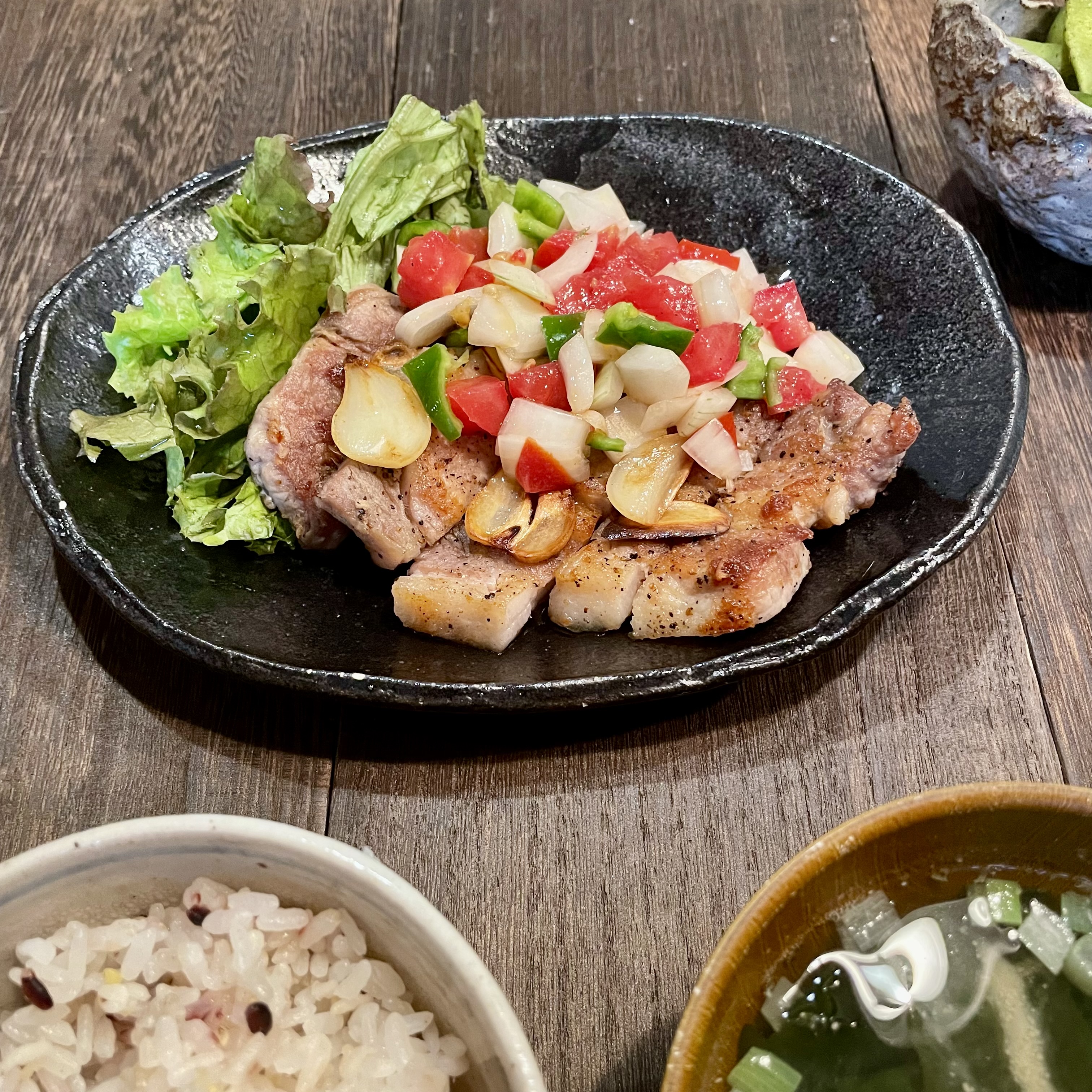 【一皿でキレイを作る✨梨酢のポークソテー】