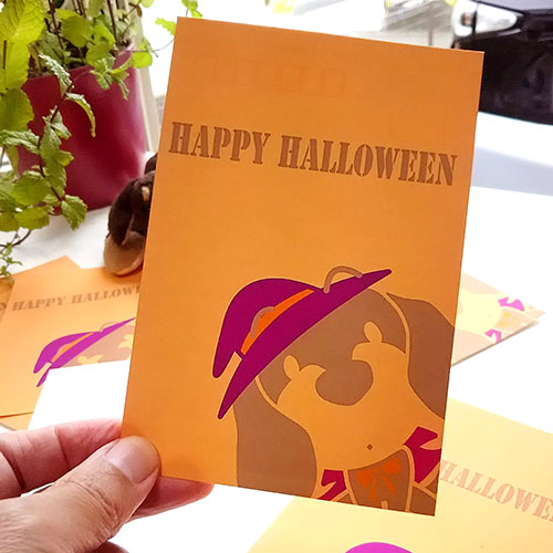 今月はハロウィンポストカードがおまけです☆